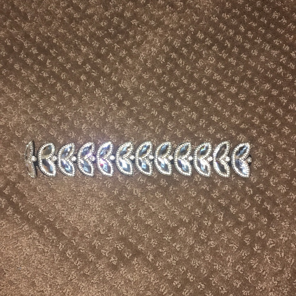 A women’s headband